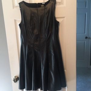 Taylor dress black size 14